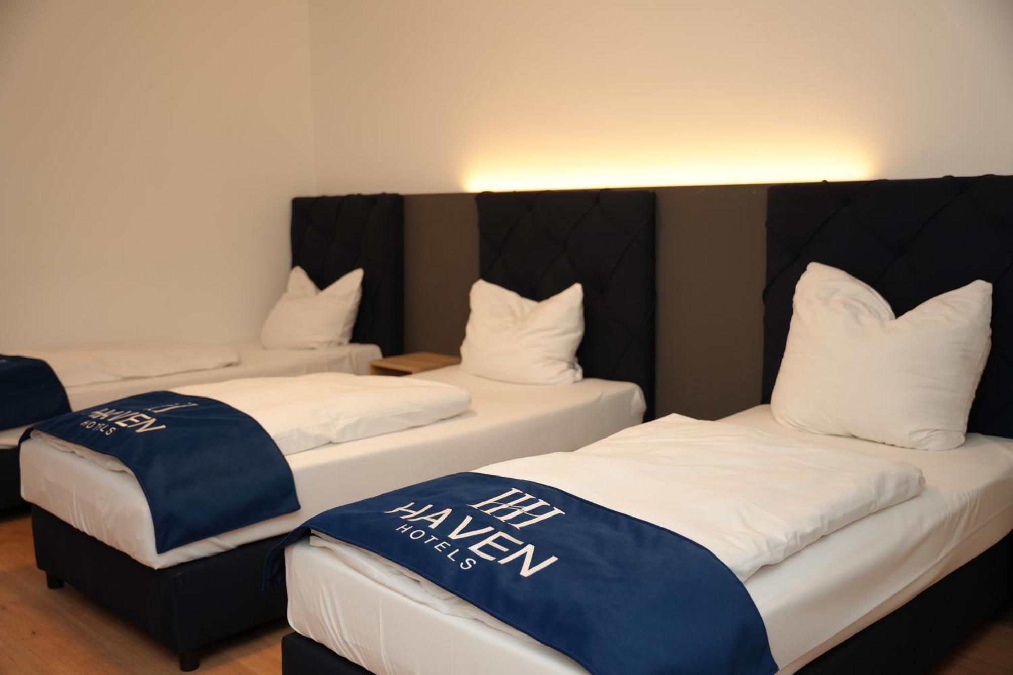Haven Hotels - Hotel Am Stadion Leverkusen Esterno foto