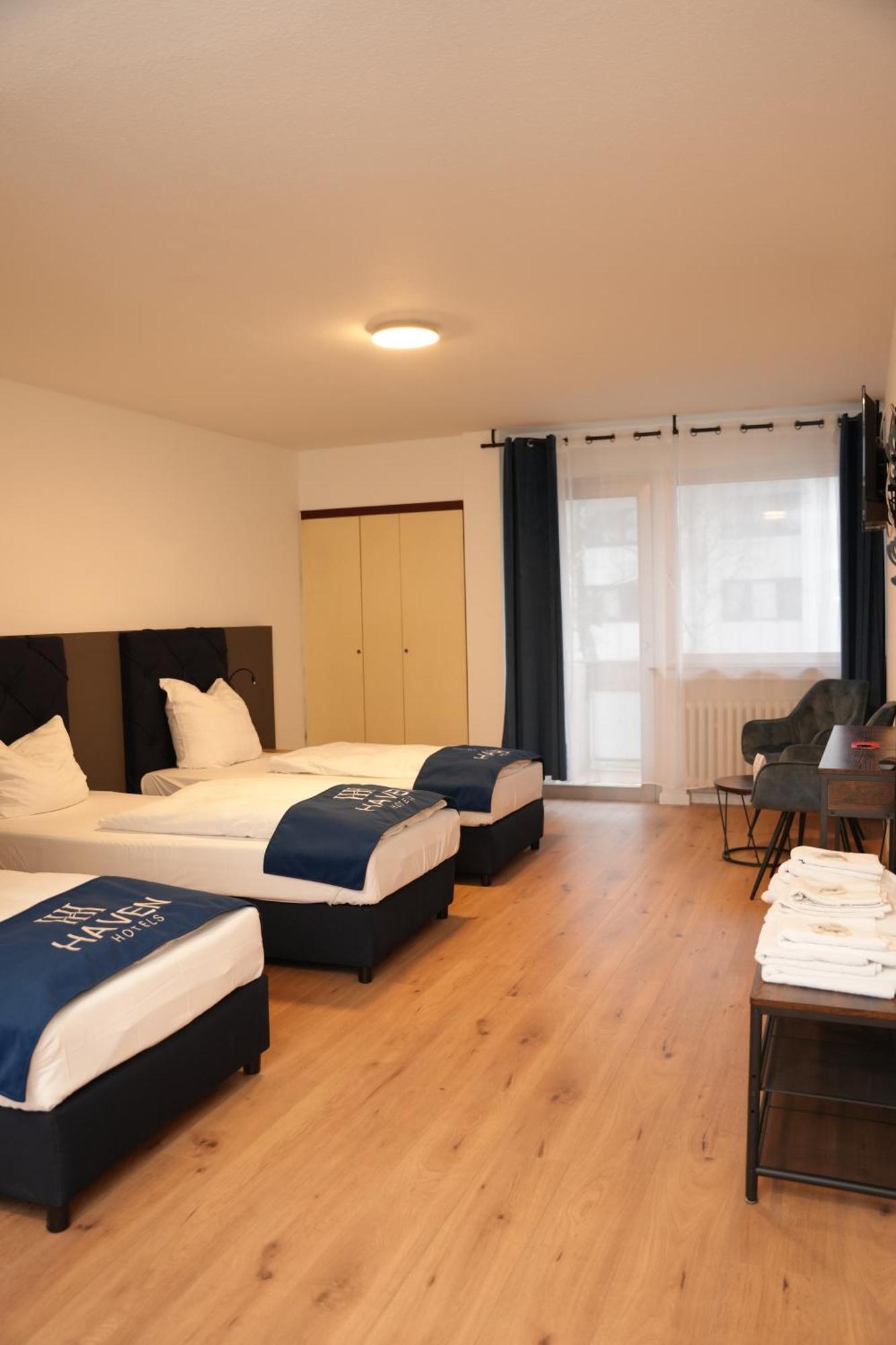 Haven Hotels - Hotel Am Stadion Leverkusen Esterno foto