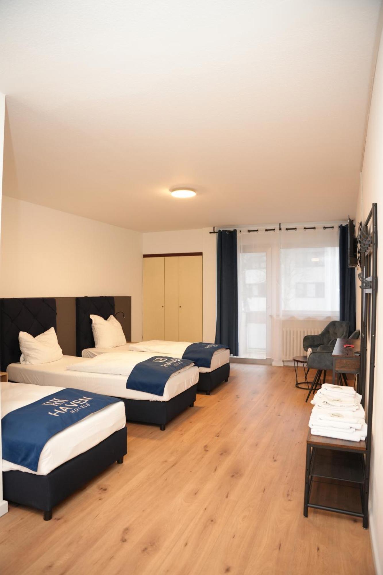 Haven Hotels - Hotel Am Stadion Leverkusen Esterno foto